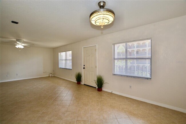 Building Photo - 6150 Gulfport Blvd S