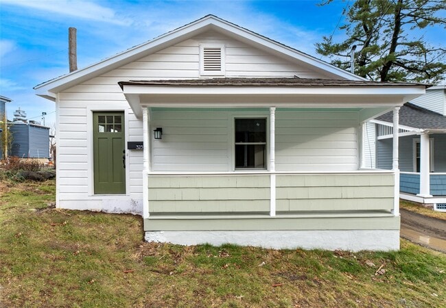 Building Photo - 323 N Highland Ave