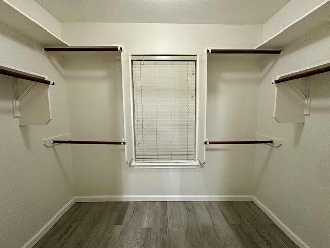 Building Photo - 3305 Etheredge Dr