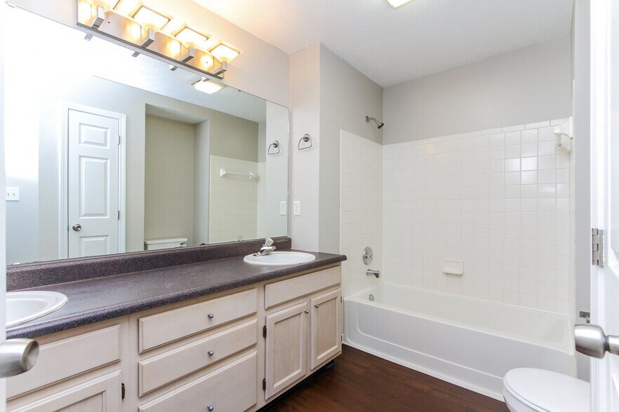 Building Photo - 4929 Aspen Crest Ln
