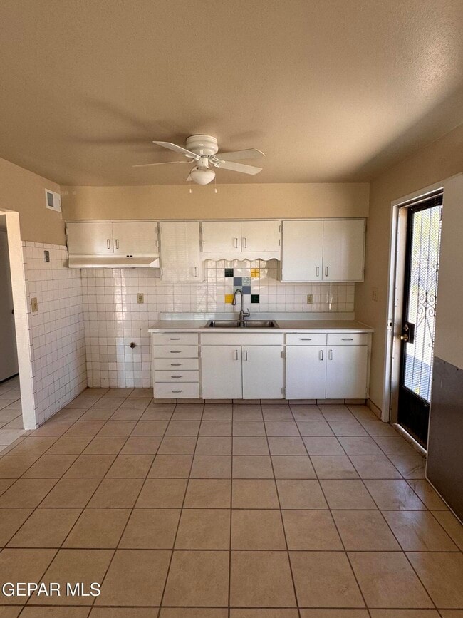 Building Photo - 743 Rodriguez Rd