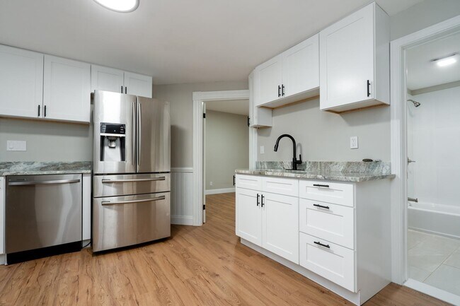 Building Photo - 124 Huntington Ave