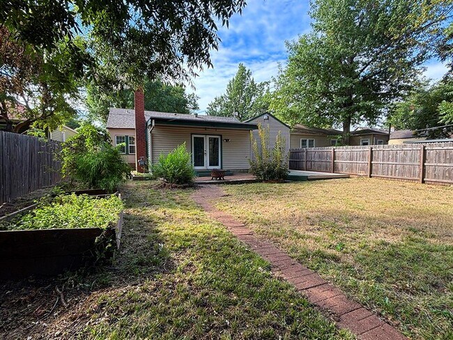 Building Photo - 531 NW 48th St