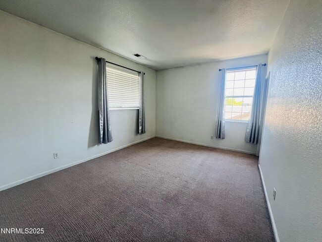 Building Photo - 513 Cypress Point Dr