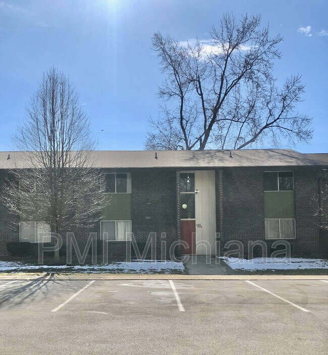 2500 Topsfield Rd 2500 Topsfield Rd South Bend IN 46614 Apartment