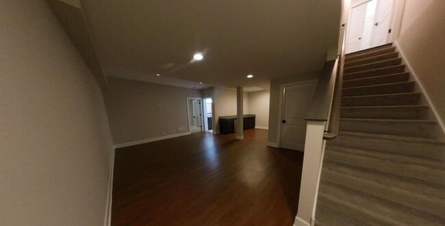 Building Photo - 10725 Clock Tower Dr