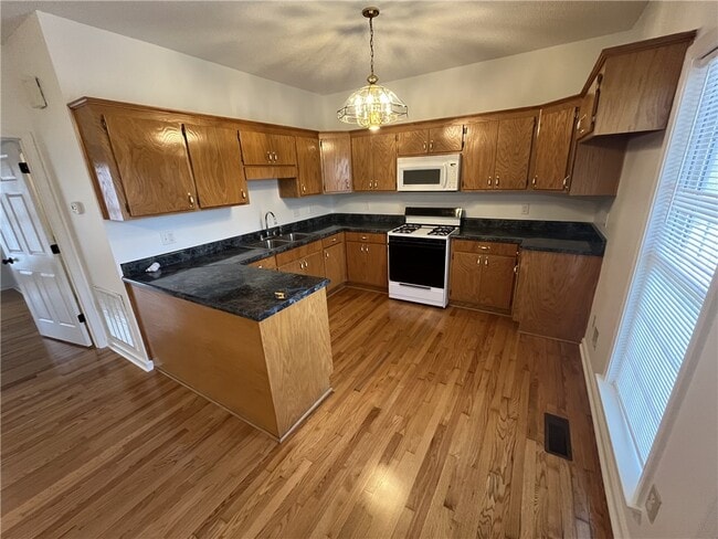 Building Photo - 309 Dixie Dr