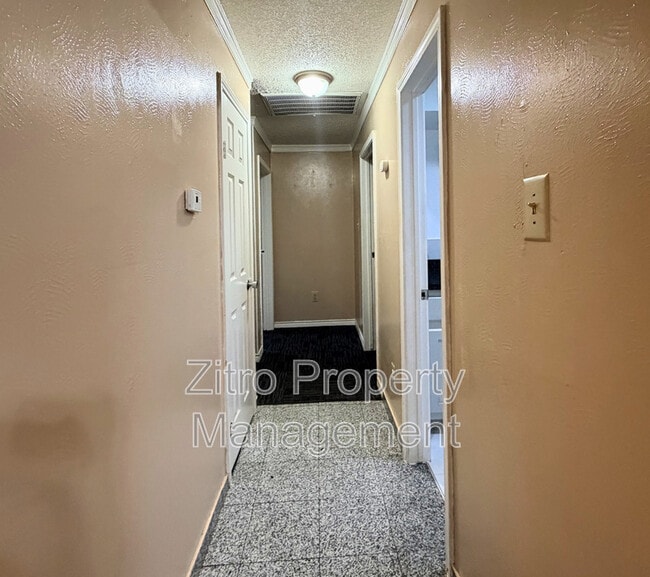 Building Photo - 1226 Linkwood Ln