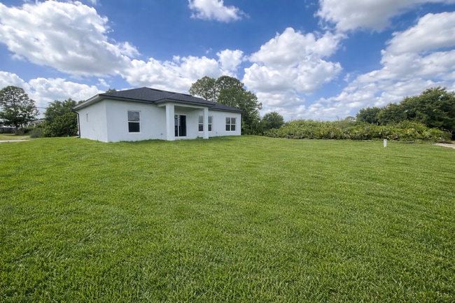 Building Photo - Brand-New & Modern! 4/2/2 Home in Desirable SW Lehigh Acres