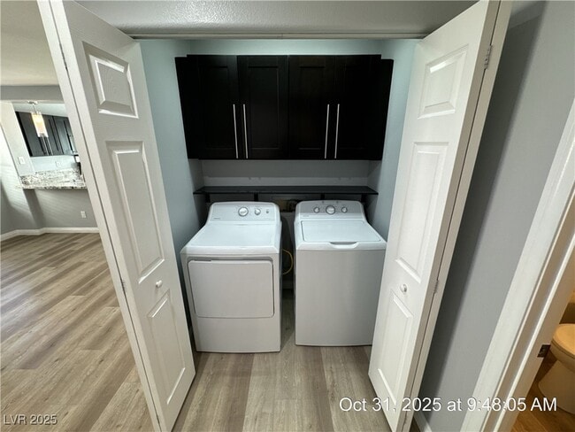 Building Photo - 10006 Mardagen St