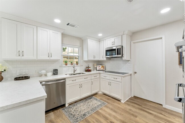 Building Photo - 14807 Joshnomi Ln