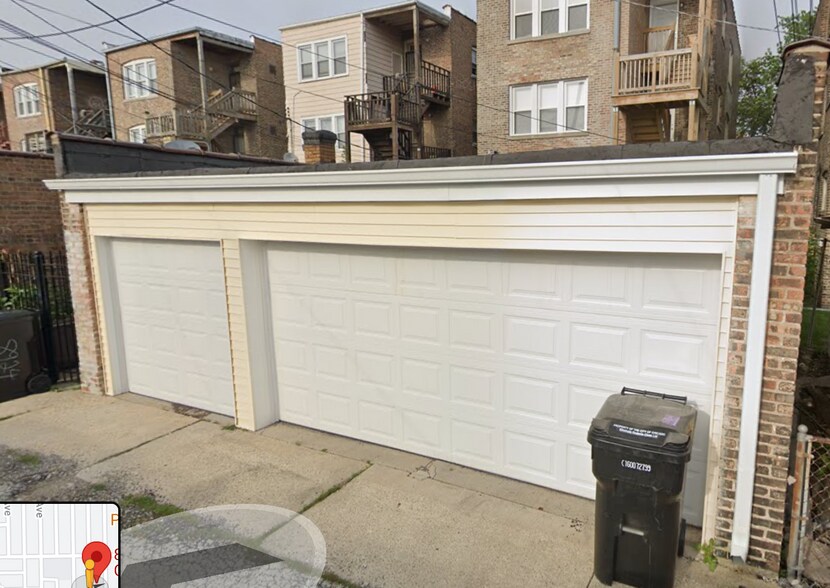 Rear - 8924 S Blackstone Ave