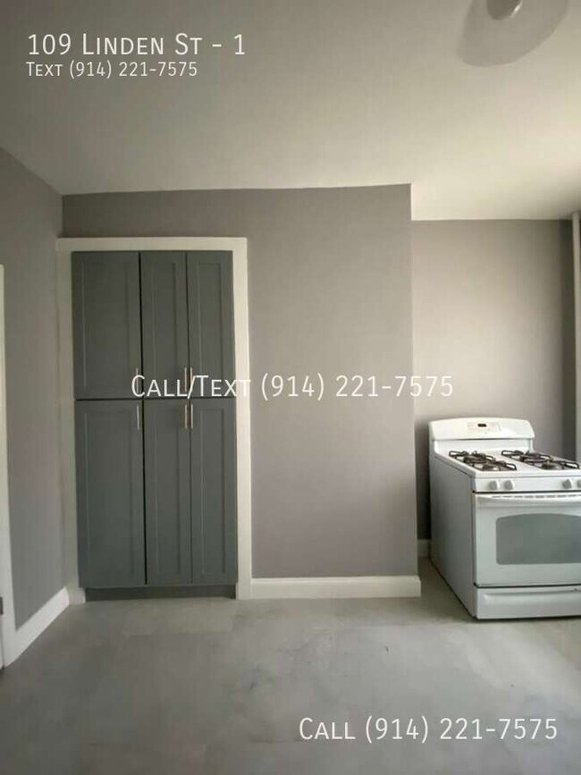 Building Photo - 109 Linden St