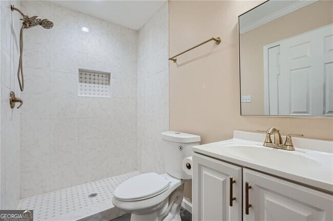 Building Photo - 2534 Niskey Lake Rd SW