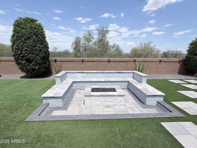 Building Photo - 25509 N 140th Dr