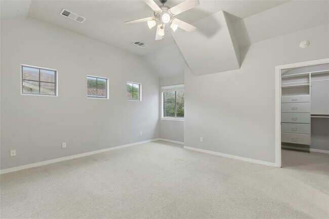 Building Photo - 8917 Old Lampasas Trail