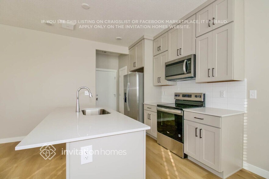 Building Photo - 6071 Lower Brk Ln