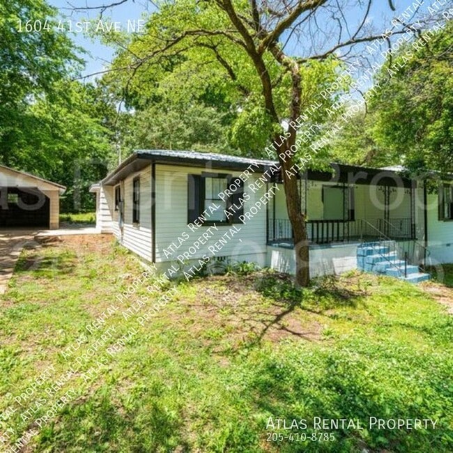 Building Photo - 1604 41st Ave NE