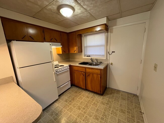 Building Photo - Apartment for Rent