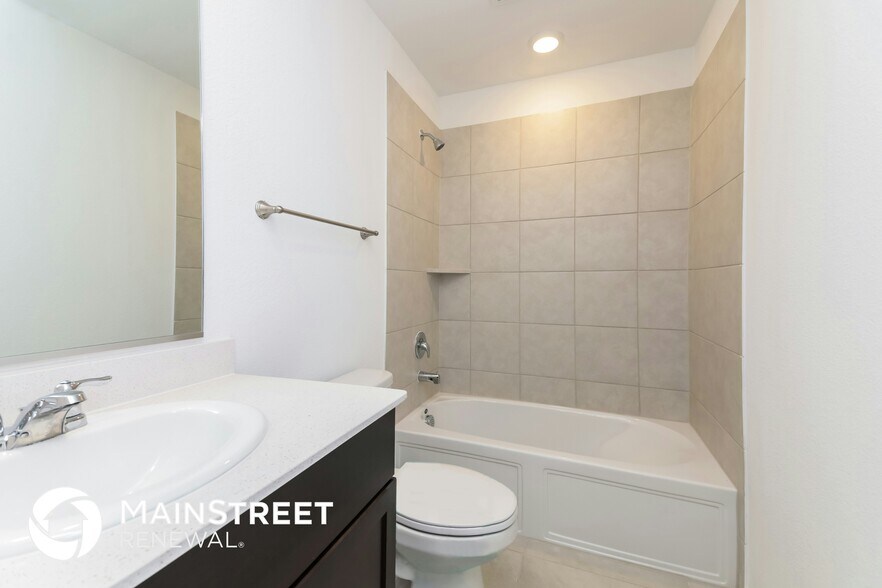 Building Photo - 5821 Rockrose Ln