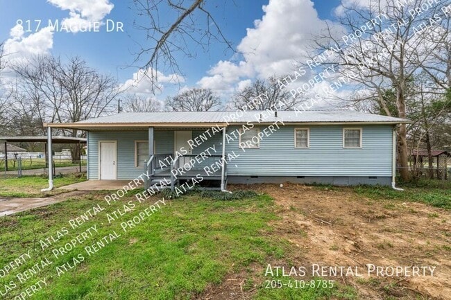 Building Photo - 817 Maggie Dr