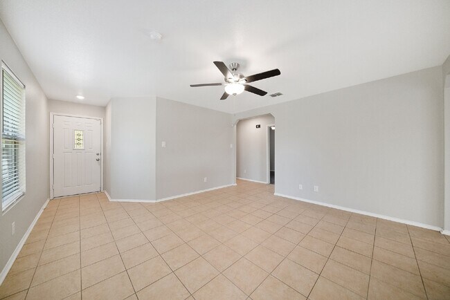 Building Photo - 9703 Woodland Pines