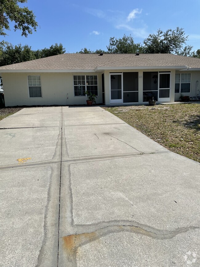 Building Photo - 10331 Kidron Ave