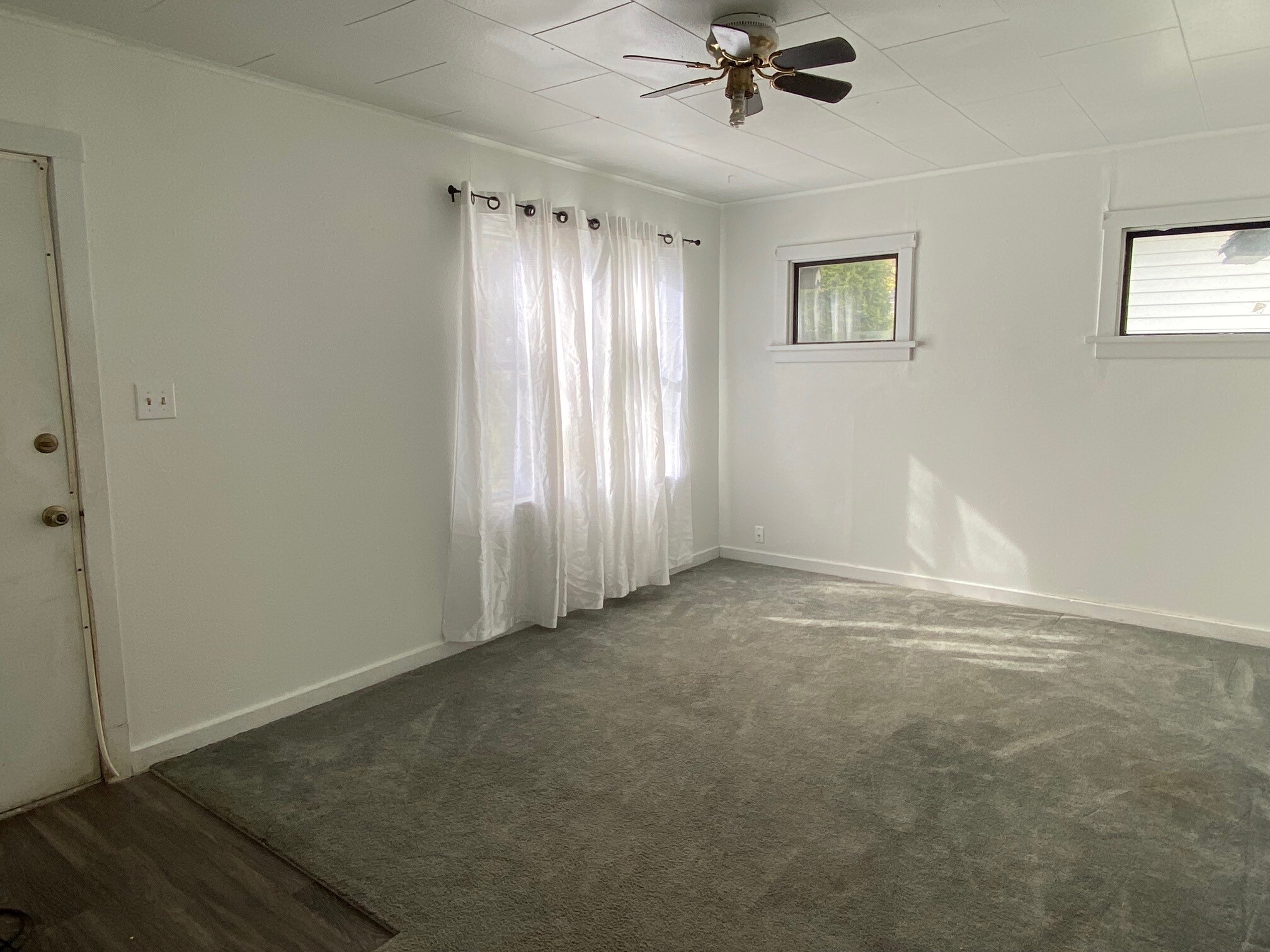 Building Photo - 26 N St NE