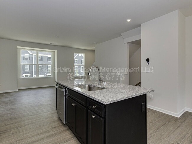 Building Photo - 1011 Ketchum Ct