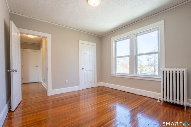 Building Photo - 47-49-49 Roxbury St