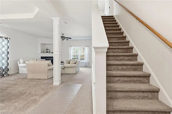 Building Photo - Earn Wealth While Leasing - Like a Homeowner - Lease to Own