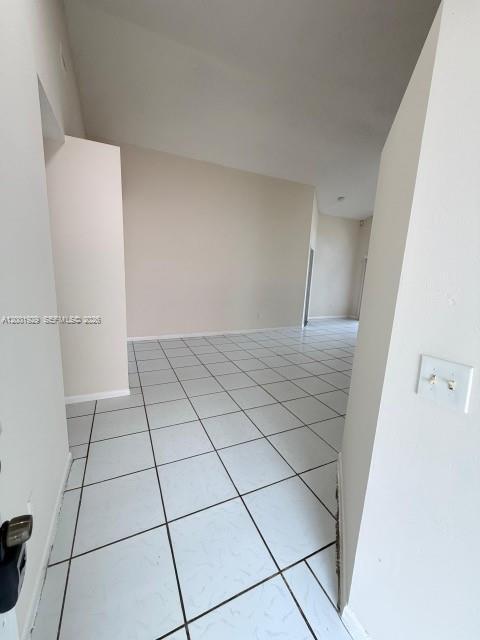 Building Photo - 1034 W Jasmine Ln