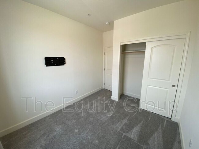 Building Photo - 3731 W Nellis Ave