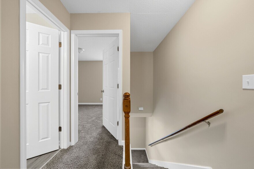 Building Photo - 261 Winters Ct