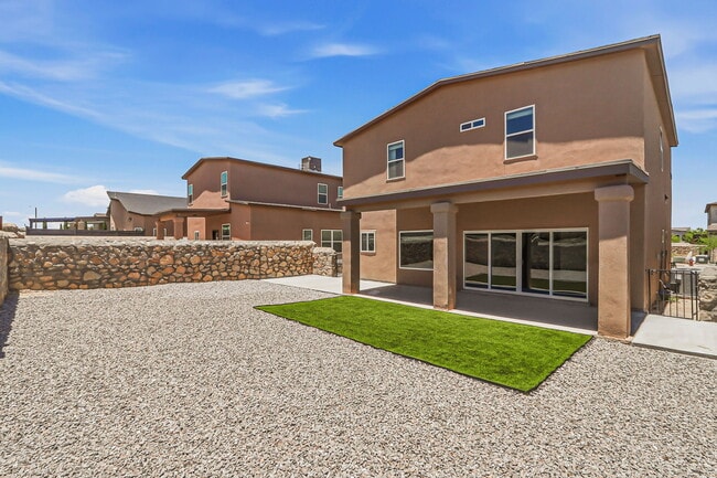 Building Photo - 629 La Entrada Cir