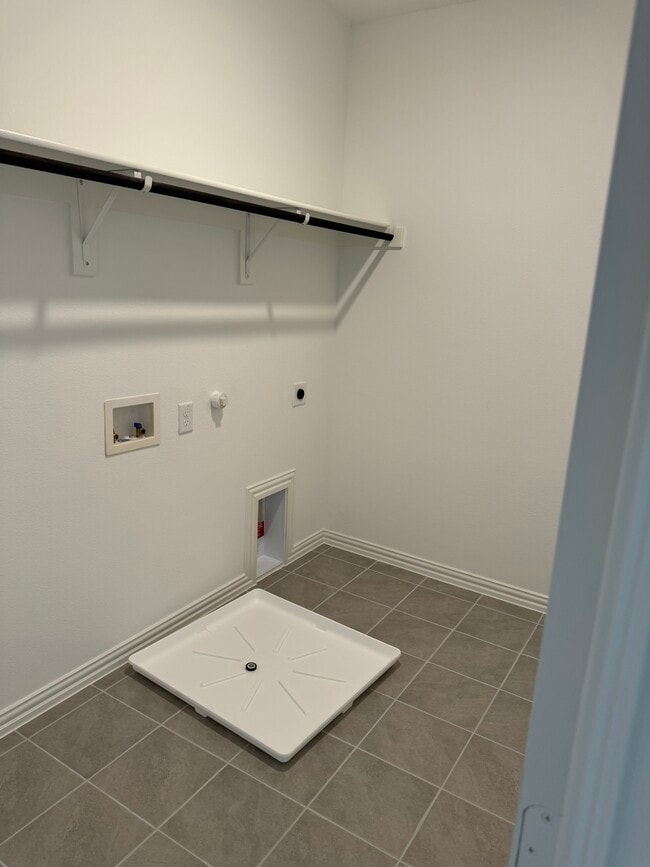 Building Photo - 6226 Baritone Ct