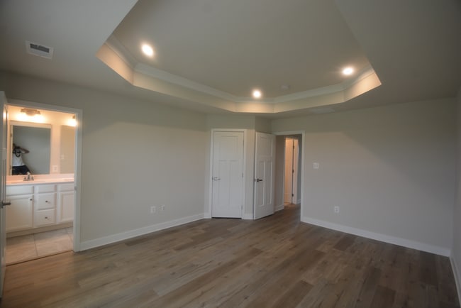 Building Photo - A Beautiful New 3 Bedroom Townhouse