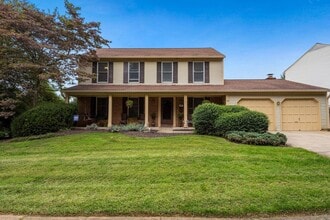 Building Photo - 2131 Silentree Dr