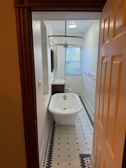 Bath - 50 Cornhill St