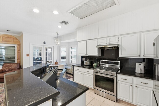 Building Photo - 14602 Cobre Valley Dr