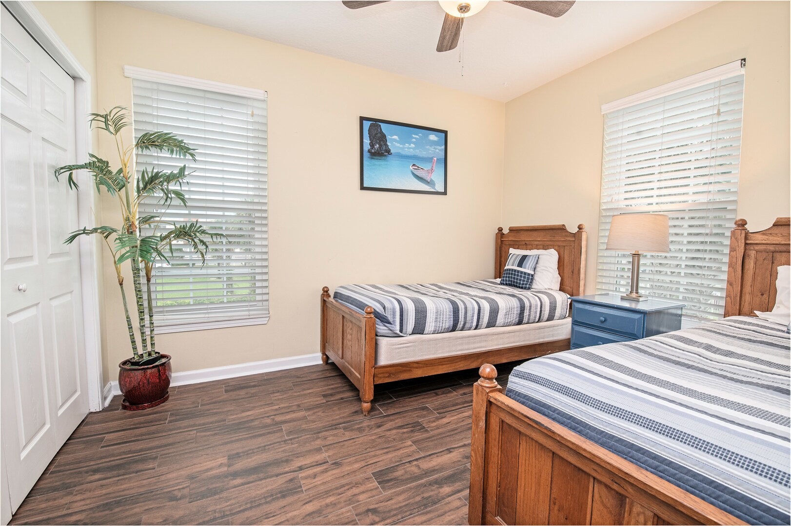 Building Photo - 285 Atlantis Cir