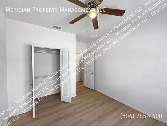 Building Photo - 5502 Itasca-A