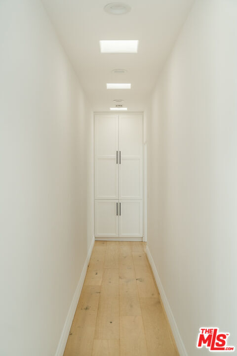 Building Photo - 609 21st Pl
