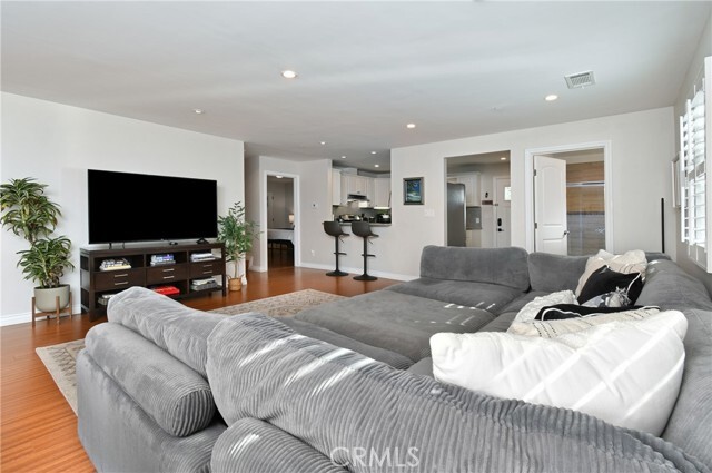 Building Photo - 4133 Irving Pl