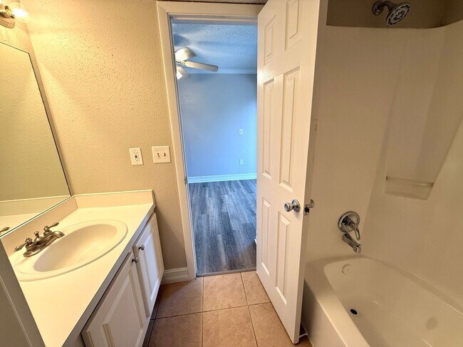 Building Photo - Waterside @ Crane's Roost 122-220 Waterfront Way - Waterside @ Crane's Roost 122-220 Waterfront Way