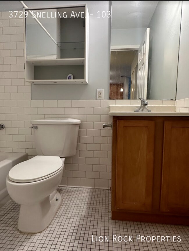 Building Photo - 3729 Snelling Ave