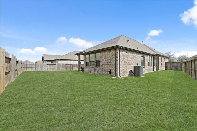 Building Photo - 2007 Edgemont Pl