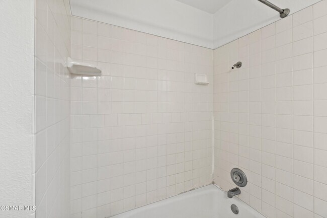 Building Photo - 3345 Porter Ln