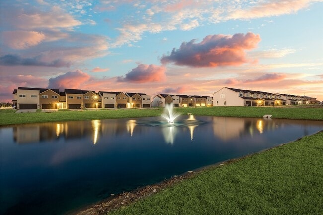 Building Photo - 3438 Taas Dr