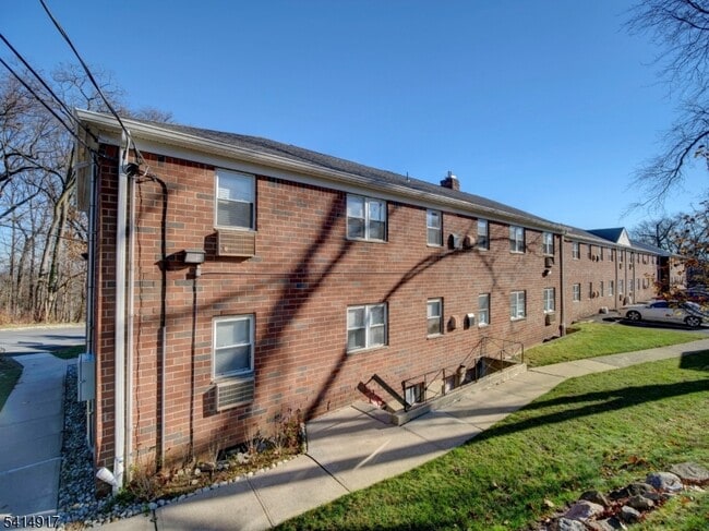 Building Photo - 2467 NJ-10